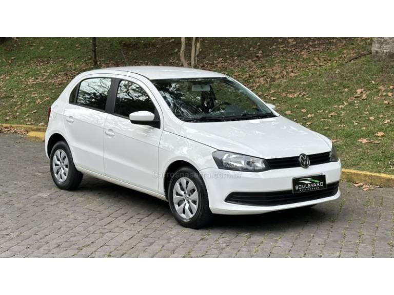 VOLKSWAGEN - GOL - 2016/2016 - Branca - R$ 39.900,00
