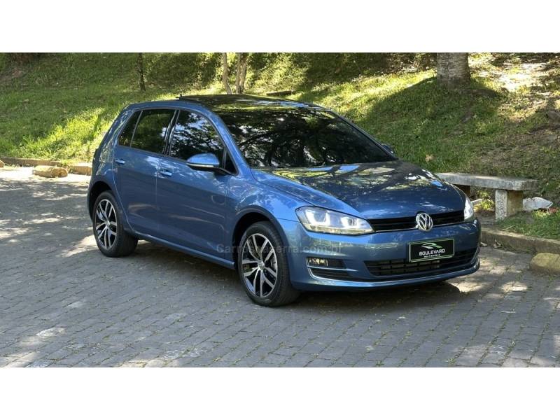 VOLKSWAGEN - GOLF - 2013/2014 - Azul - R$ 81.500,00