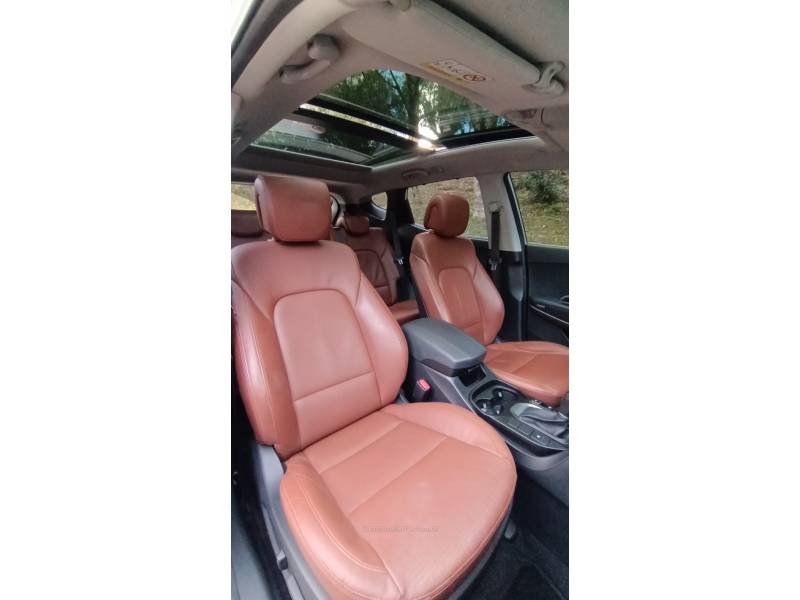 HYUNDAI - SANTA FÉ - 2014/2015 - Prata - R$ 85.000,00