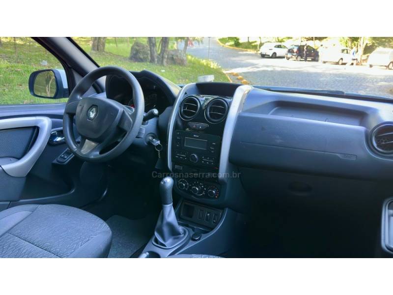 RENAULT - DUSTER OROCH - 2017/2018 - Branca - R$ 71.000,00