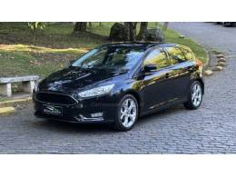 FORD - FOCUS - 2016/2016 - Preta - R$ 58.900,00