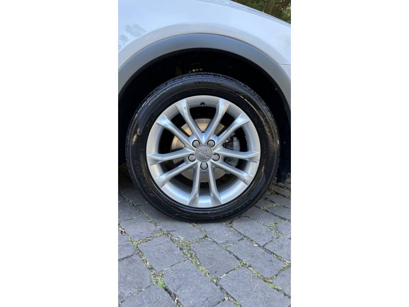 AUDI - Q3 - 2015/2015 - Branca - R$ 74.000,00