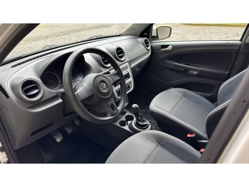 VOLKSWAGEN - GOL - 2016/2016 - Branca - R$ 39.900,00