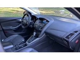 FORD - FOCUS - 2016/2016 - Preta - R$ 58.900,00