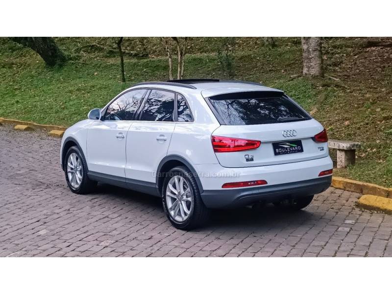 AUDI - Q3 - 2015/2015 - Branca - R$ 87.900,00