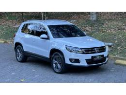 VOLKSWAGEN - TIGUAN - 2012/2012 - Branca - R$ 57.900,00