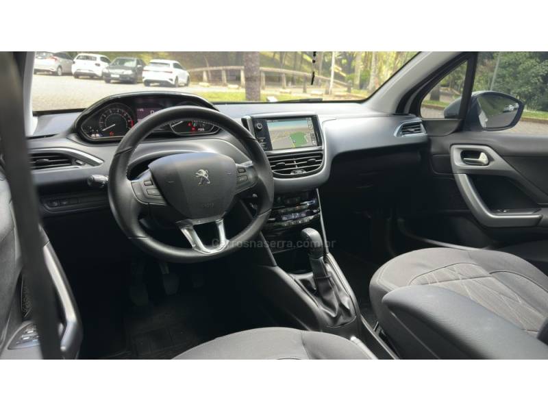 PEUGEOT - 208 - 2015/2015 - Branca - R$ 50.500,00