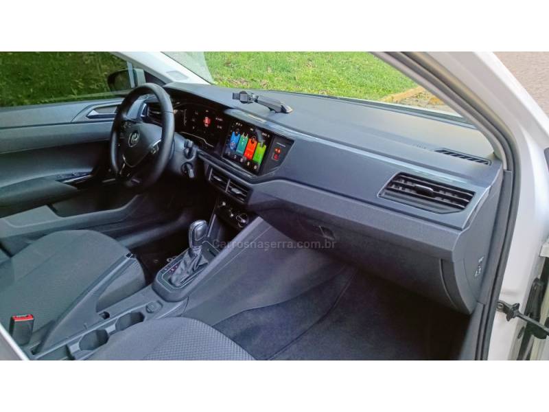 VOLKSWAGEN - POLO - 2019/2020 - Branca - R$ 75.000,00