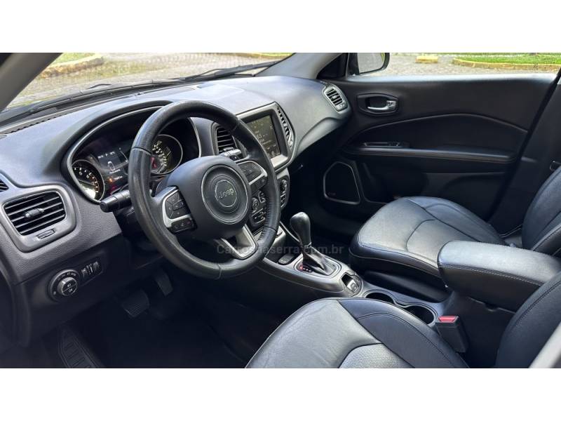 JEEP - COMPASS - 2017/2017 - Preta - R$ 95.900,00