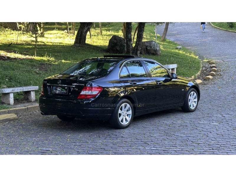 MERCEDES-BENZ - C 180 K - 2009/2010 - Preta - R$ 56.900,00