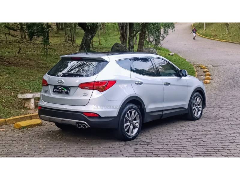 HYUNDAI - SANTA FÉ - 2014/2015 - Prata - R$ 85.000,00