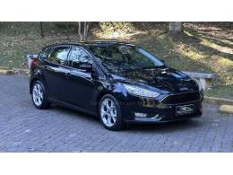 FORD - FOCUS - 2016/2016 - Preta - R$ 58.900,00