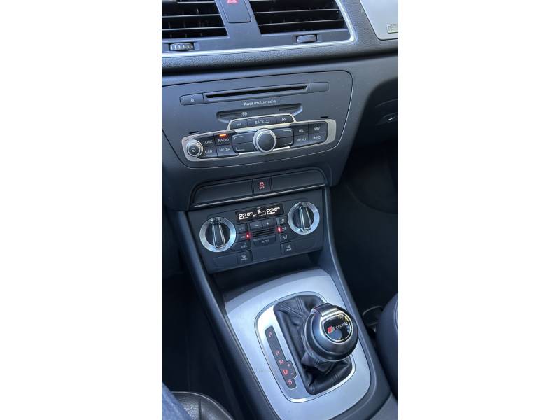 AUDI - Q3 - 2015/2015 - Branca - R$ 74.000,00