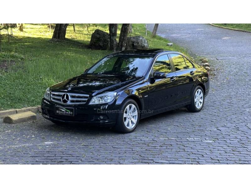 MERCEDES-BENZ - C 180 K - 2009/2010 - Preta - R$ 56.900,00