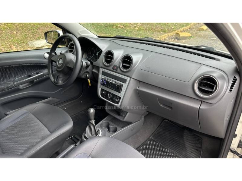 VOLKSWAGEN - GOL - 2016/2016 - Branca - R$ 39.900,00