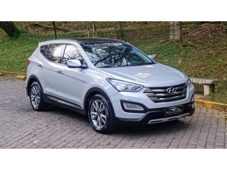 HYUNDAI - SANTA FÉ - 2014/2015 - Prata - R$ 85.000,00