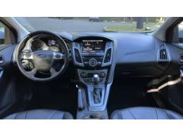 FORD - FOCUS - 2014/2015 - Prata - R$ 59.000,00