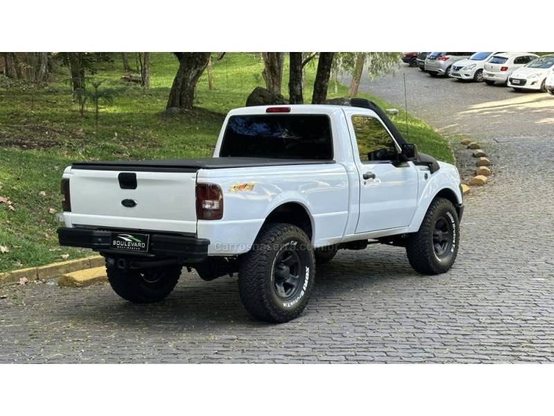 FORD - RANGER - 2011/2012 - Branca - R$ 79.900,00