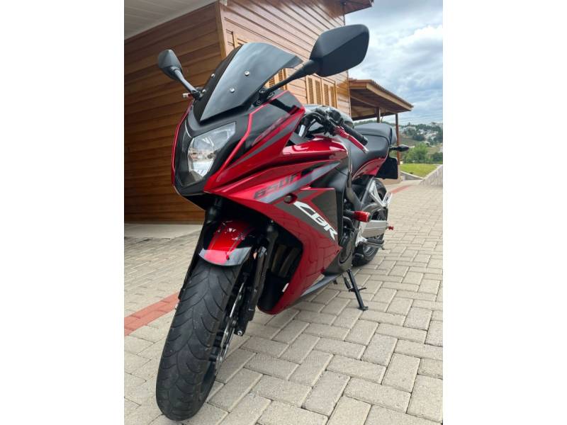 HONDA - CBR 650F - 2017/2017 - Preta - R$ 43.900,00
