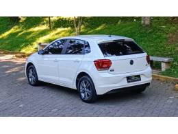 VOLKSWAGEN - POLO - 2019/2020 - Branca - R$ 75.000,00