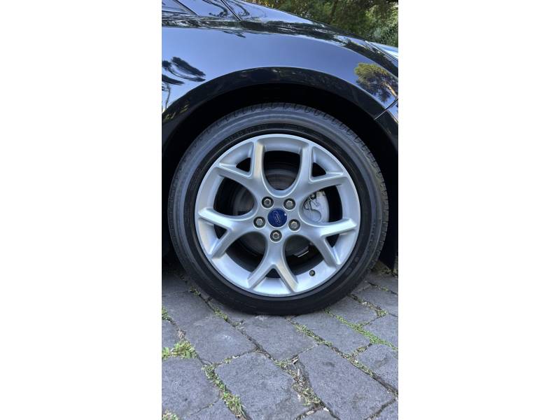 FORD - FOCUS - 2016/2016 - Preta - R$ 58.900,00