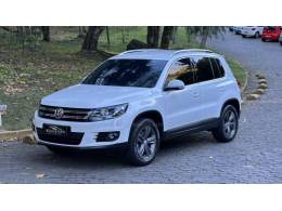VOLKSWAGEN - TIGUAN - 2012/2012 - Branca - R$ 57.900,00