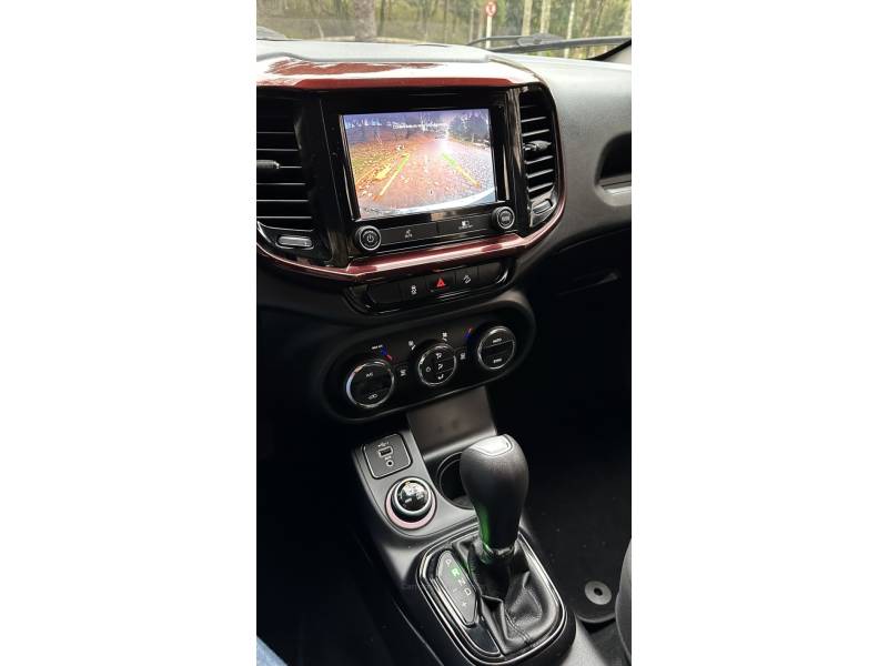 FIAT - TORO - 2020/2021 - Cinza - R$ 112.900,00
