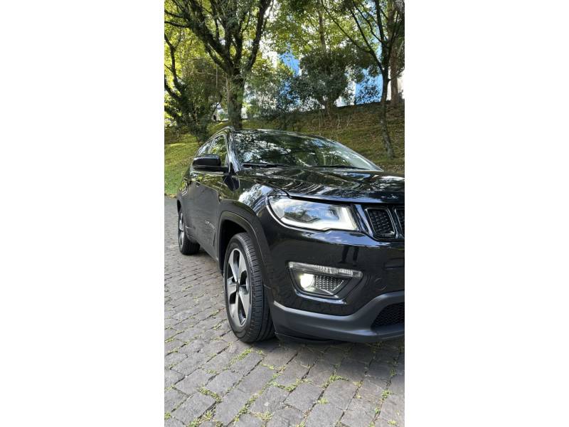 JEEP - COMPASS - 2017/2017 - Preta - R$ 95.900,00