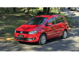 VOLKSWAGEN - SPACEFOX - 2013/2014 - Vermelha - R$ 46.900,00