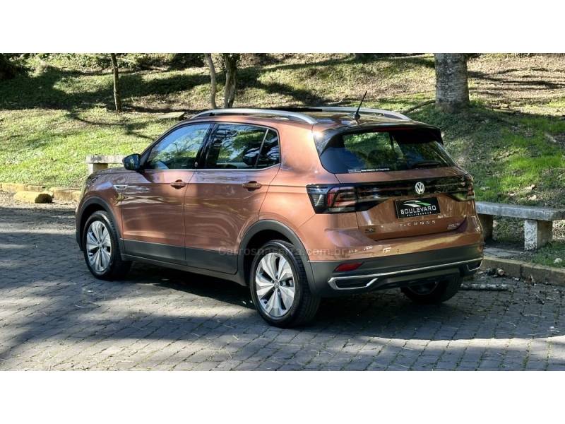 VOLKSWAGEN - T-CROSS - 2019/2020 - Bronze - R$ 109.000,00